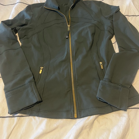 lululemon athletica Olive Utility Jacket with Gold Zipper - Picture 1 of 2